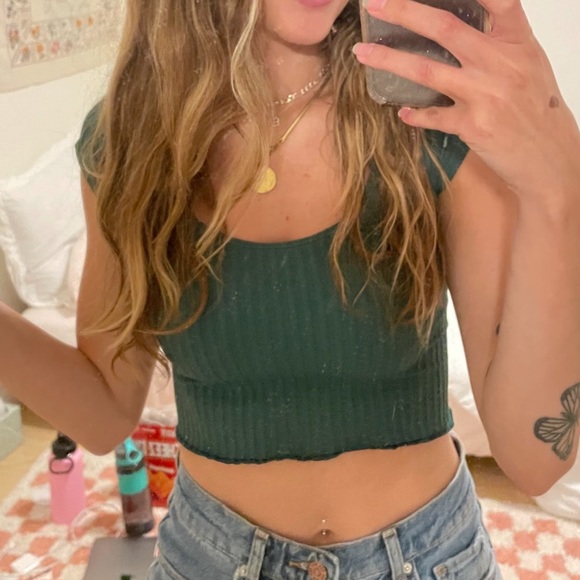 Urban Outfitters / Out from under green cropped baby tee size S - Picture 5 of 6